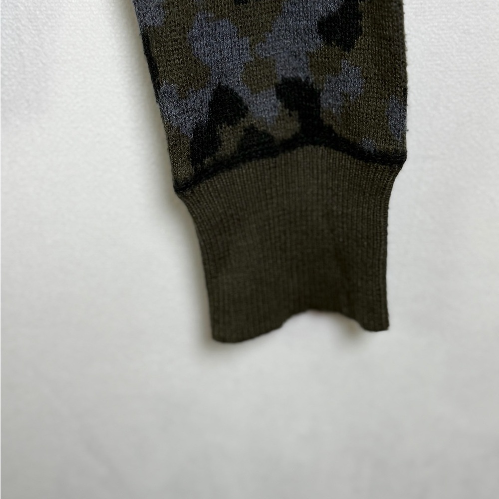 Anthropologie Women’s Camo Knit Leopard Chic Sweater Y2K Gorpcore Sz XS - Picture 3 of 8